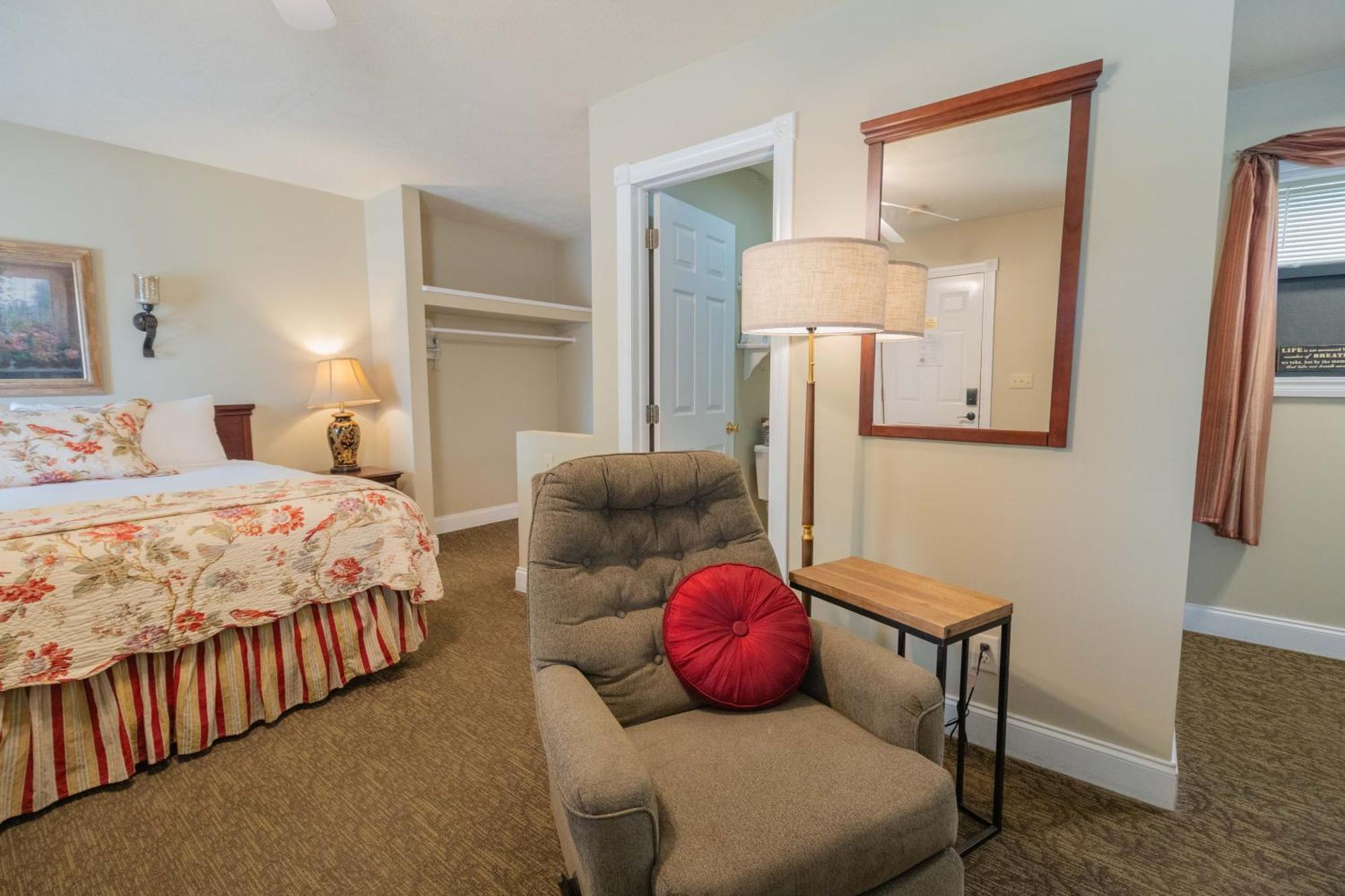 Carlton Marion Inn Yellville Room photo